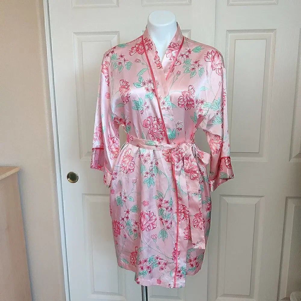 Morgan Taylor pink satin floral robe sz S/M